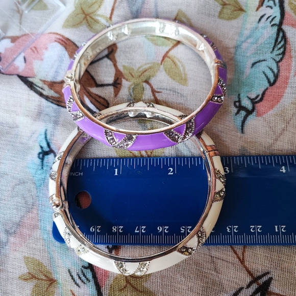 Silver Tone Purple and White Enameled Rhinestone Set of Clamper Bangle Bracelets - Picture 5 of 7